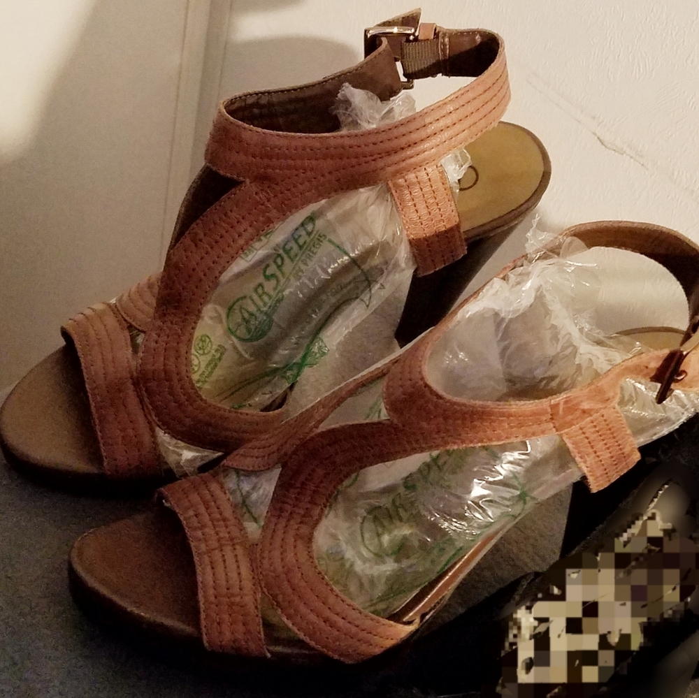 Carlos Santana Leather Sandals